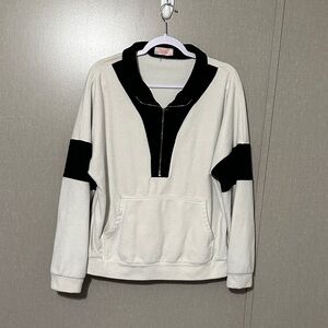 Women's Black and White Zip-Up Sweater